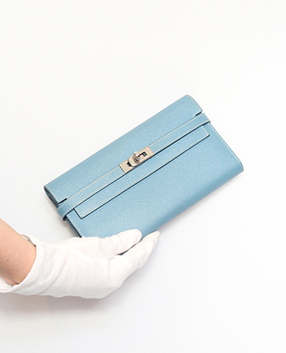 Hermes Kelly Wallet, front view